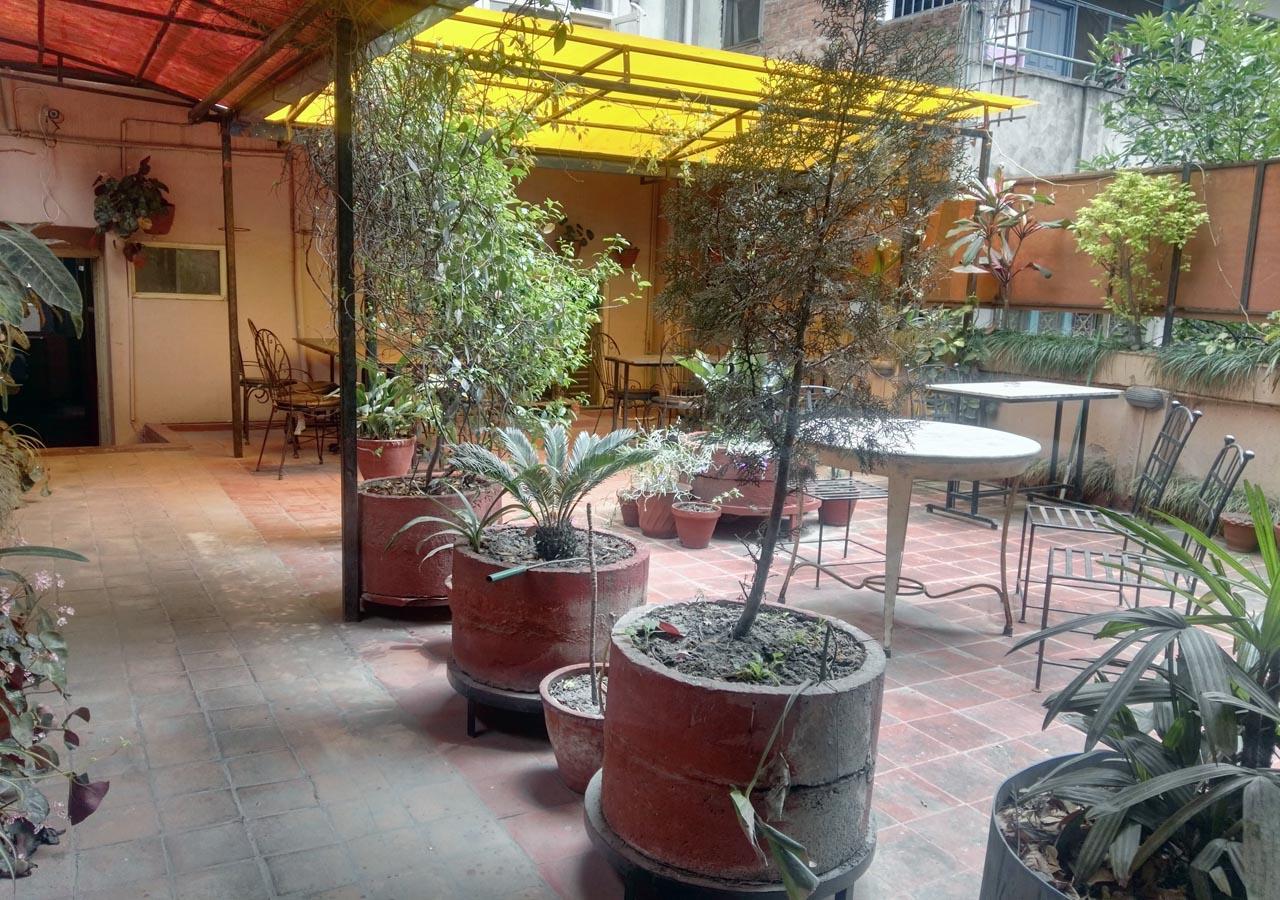 Hotel Impala Garden Катманду Экстерьер фото