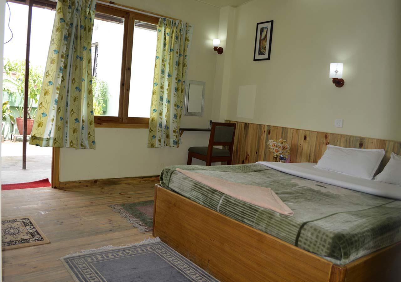 Hotel Impala Garden Катманду Экстерьер фото