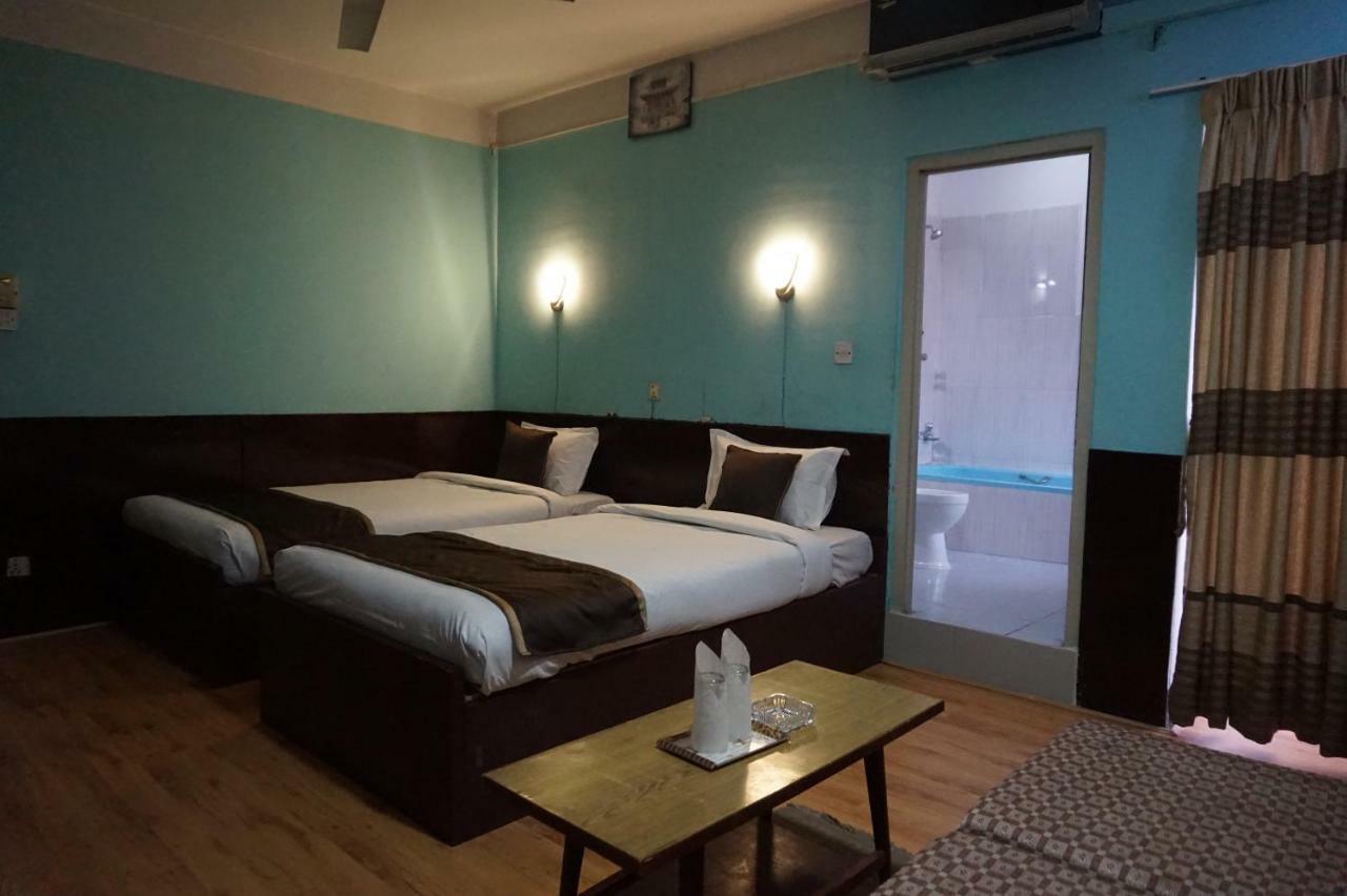 Hotel Impala Garden Катманду Экстерьер фото